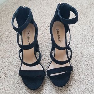 Bamboo block Heels in Black